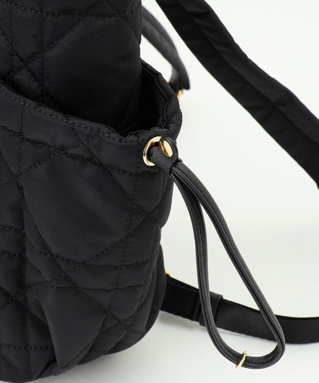 LA BAGAGERIE グリッドキルティングリュック ブラック