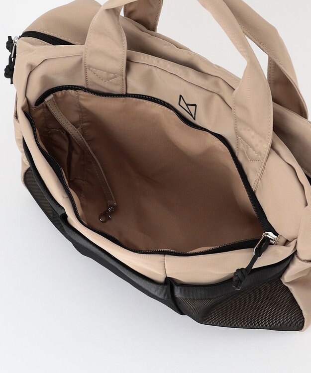 LA BAGAGERIE 【maison vert】 【トラベルにぴったり！】メニーポケットボストンバッグ ベージュ