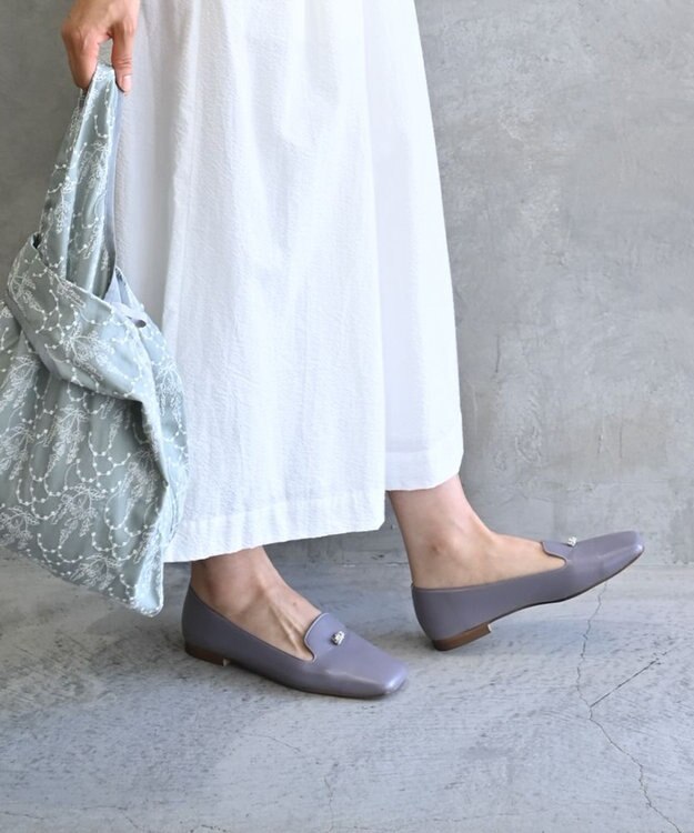 muuc ビーズモチーフのスクエアシューズ グレー