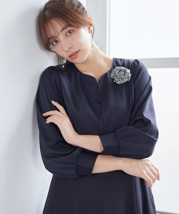 Tiaclasse L 【セレモニー・新色追加】ハートネックくるみ釦ワンピース ネイビー