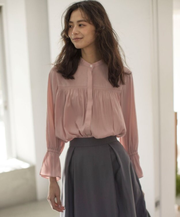 組曲 L 【WEB限定】ギャザーライトデシン ブラウス ピンク系