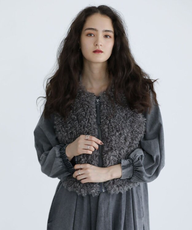 Green Parks ■ESCAR フラッフィーベスト Ivory