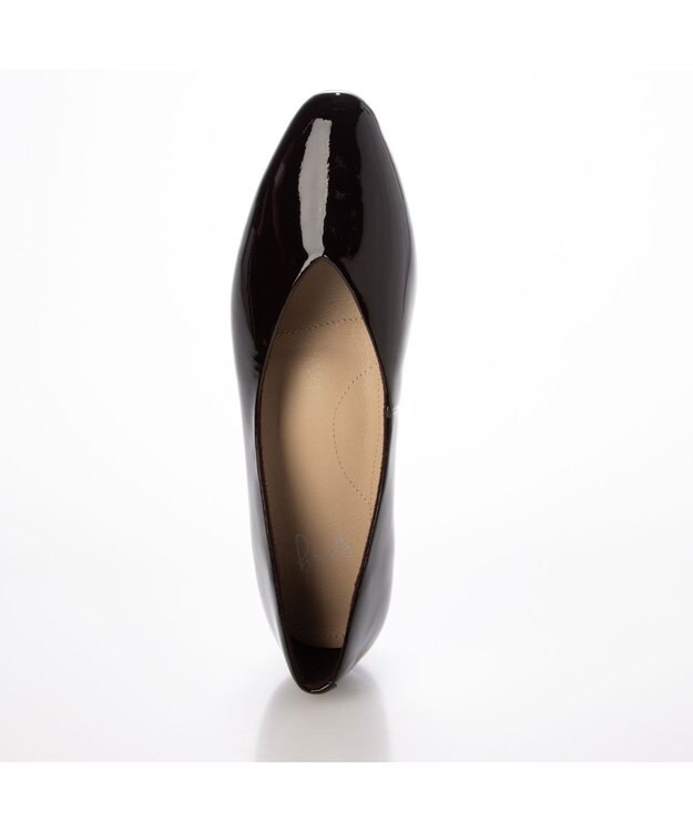 ing <ing>Vカットフラットパンプス ワインエナメル