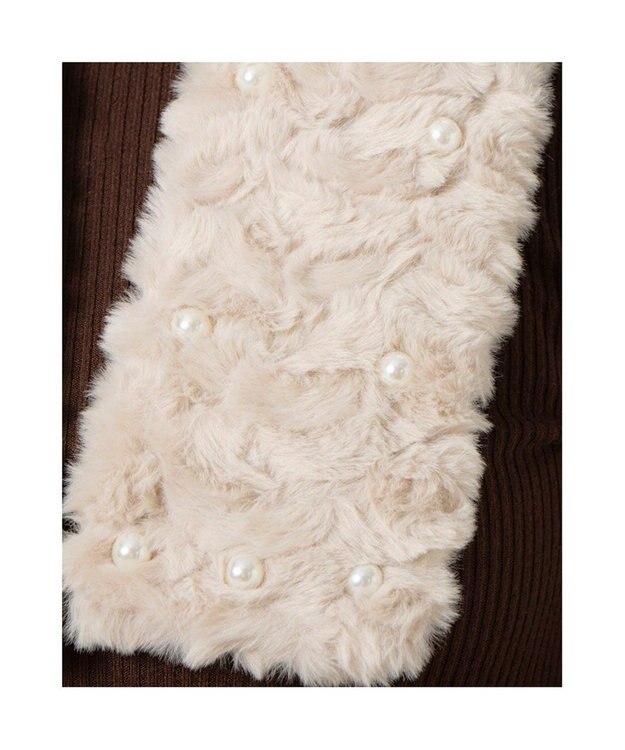 UNBILLION カシュネ cache nez / パール付フェイクファーマフラー ベージュ