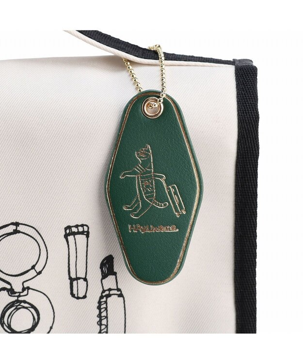 ACE BAGS & LUGGAGE HAyU × ace.  トラベルポーチ 猫柄 17826 アイボリー