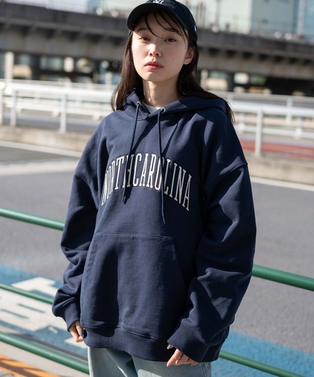 WEGO 【ユニセックス着用ITEM】ワッペンロゴパーカー ネイビー