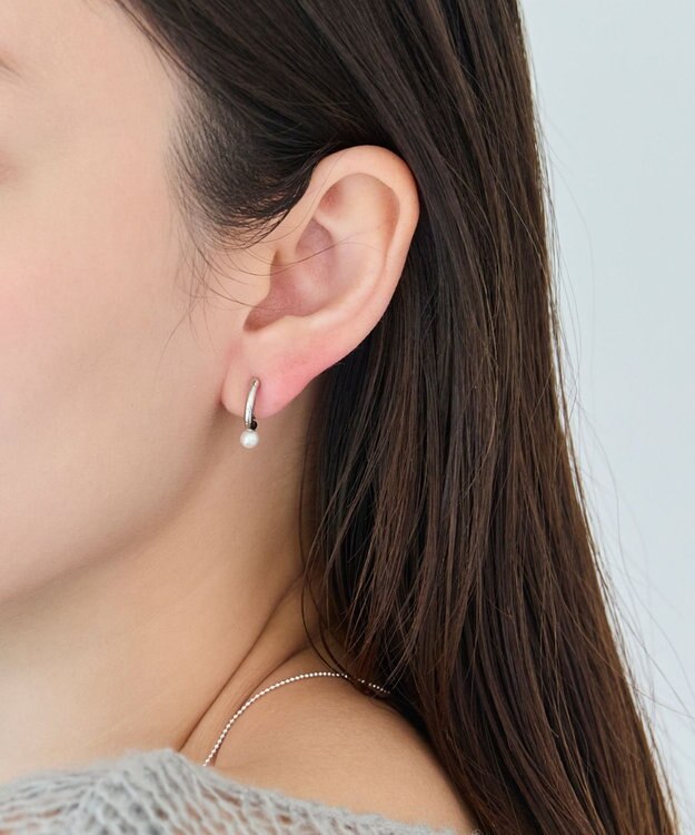 Phoebe 〈痛くないシリーズ/金属アレルギー対応〉ソロパールフープライトフィットイヤリング　シルバー/ニッケルフリー シルバー