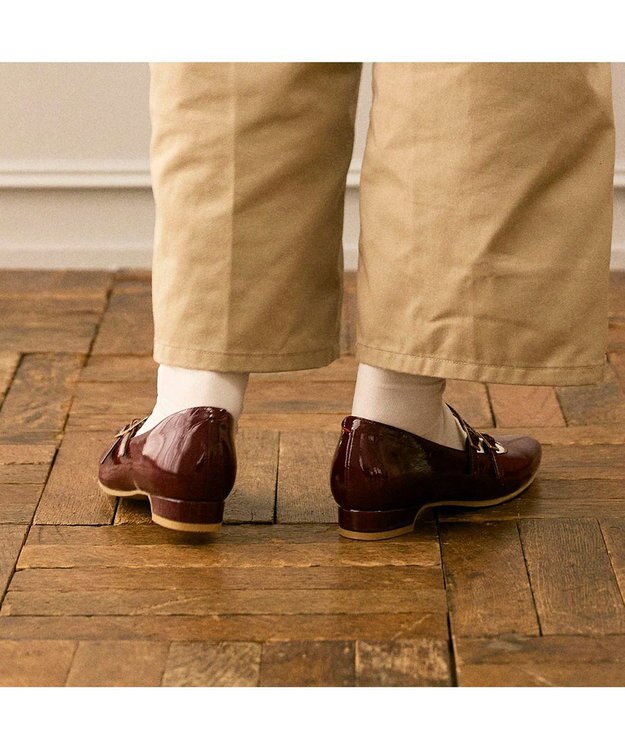 ing <ing>ダブルベルトメリージェーンパンプス ワインエナメル