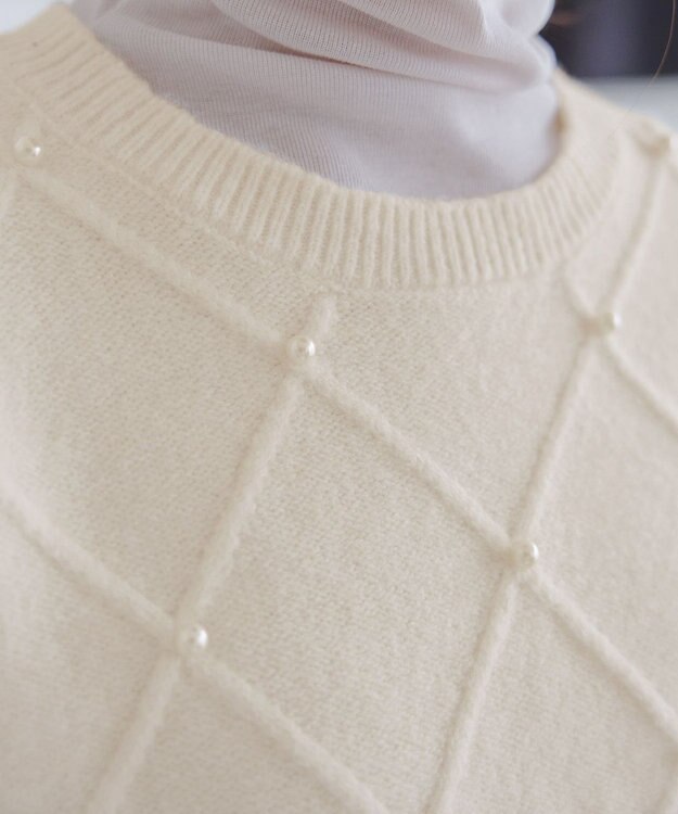 Tiaclasse ダイヤ柄パール付きニットプルオーバー オフホワイト