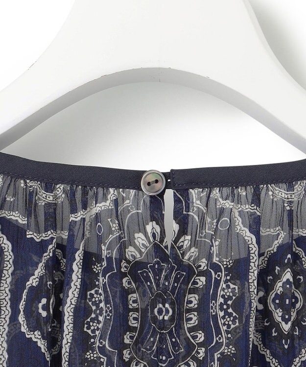 23区 S 【洗える】オーナメントプリント ブラウス ネイビープリント