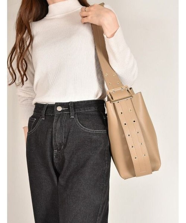 LA BAGAGERIE 【MONICA】ベルトデザインA4トート ベージュ