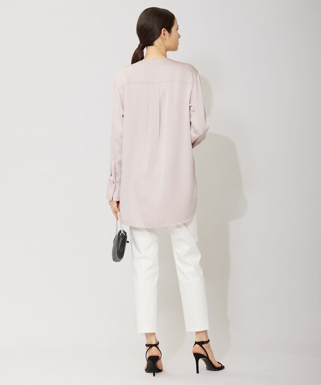 ICB 【洗える】 サテンクレープ ノーカラーブラウス パールグレー系