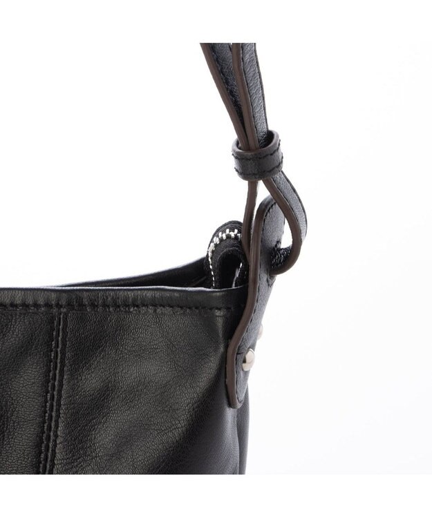 UNBILLION アトランタ ATLANTA / やぎ革軽量ショルダーS ブラック