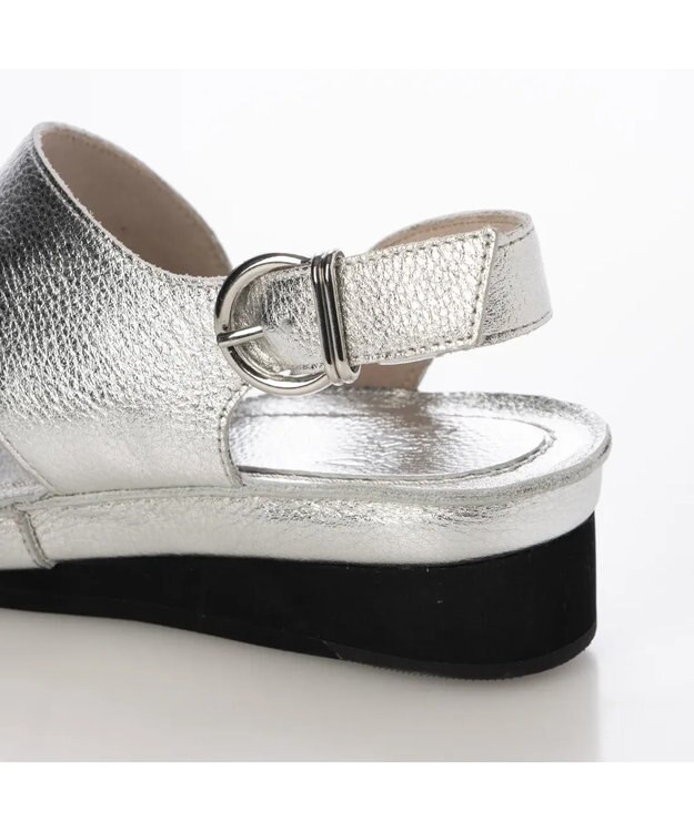 ing <ing>【WEB限定】【サスティナブル】ワイドストラップサンダル シルバー