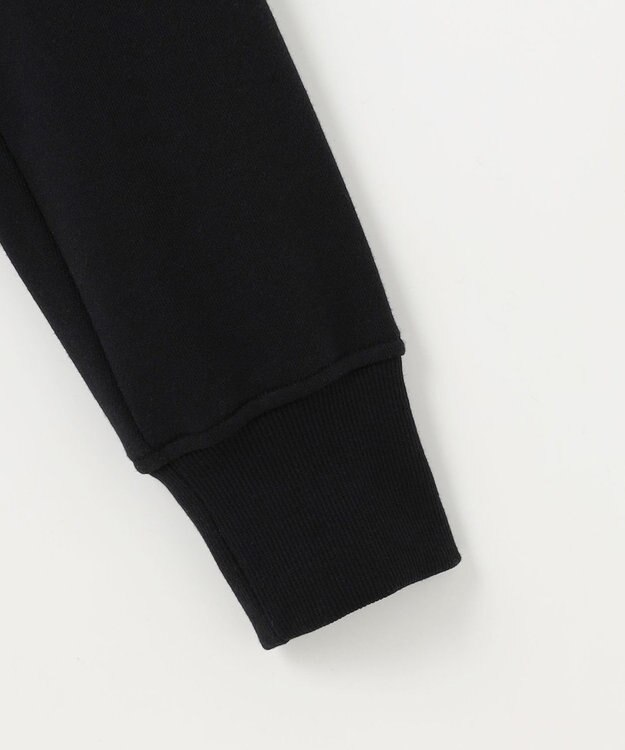 組曲 L ロゴ刺繍入り裏毛パーカー ブラック系