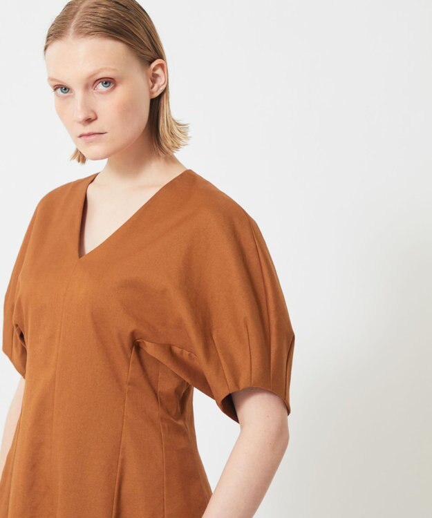 BEIGE， IVY / Vネックワンピース Ocre