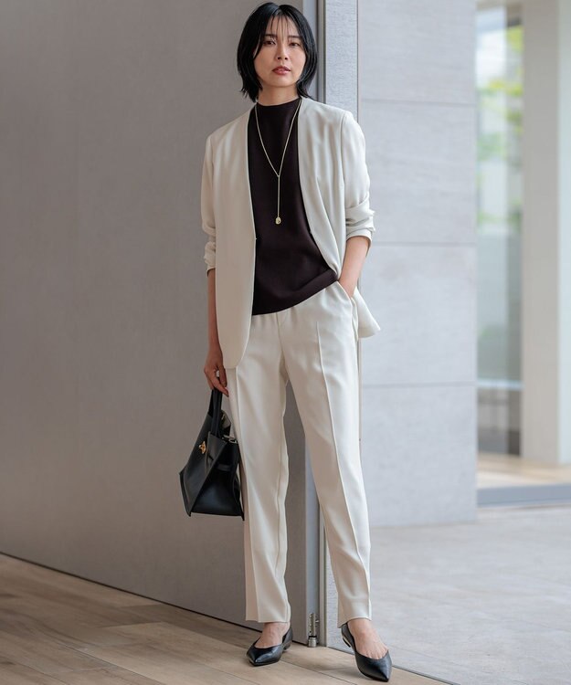 23区 【新色追加/洗える】ストレッチジョーゼット テーパード パンツ ベージュ系