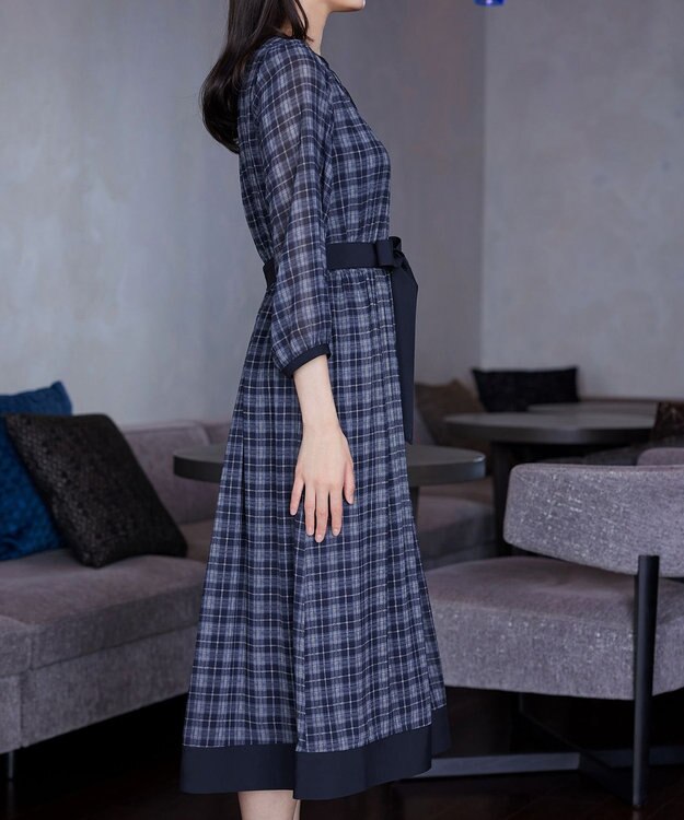 Tiaclasse L シアーチェック配色ワンピース ネイビー