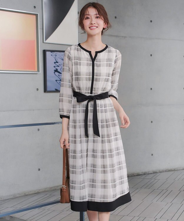 Tiaclasse L シアーチェック配色ワンピース オフホワイト