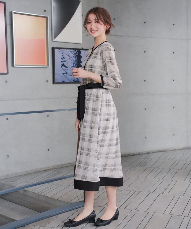 Tiaclasse L シアーチェック配色ワンピース オフホワイト