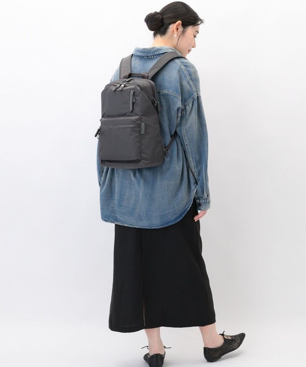 ACE BAGS & LUGGAGE W&.Day/Night ポッケス ハグリュック A4サイズ 13.3インチPC収納 20211 ダブルアンドデイナイト ダークグレー