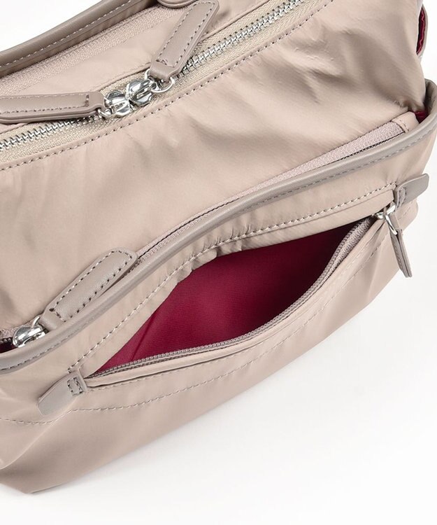 Y'SACCS 木村多江×Y'SACCS ナイロンショルダー グレージュ