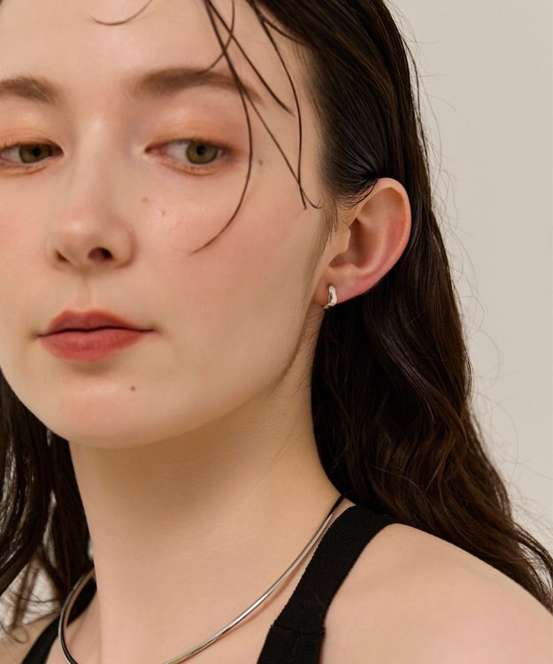 Phoebe 〈金属アレルギー対応/痛くないシリーズ〉リップルフープライトフィットイヤリング　シルバー/ニッケルフリー シルバー