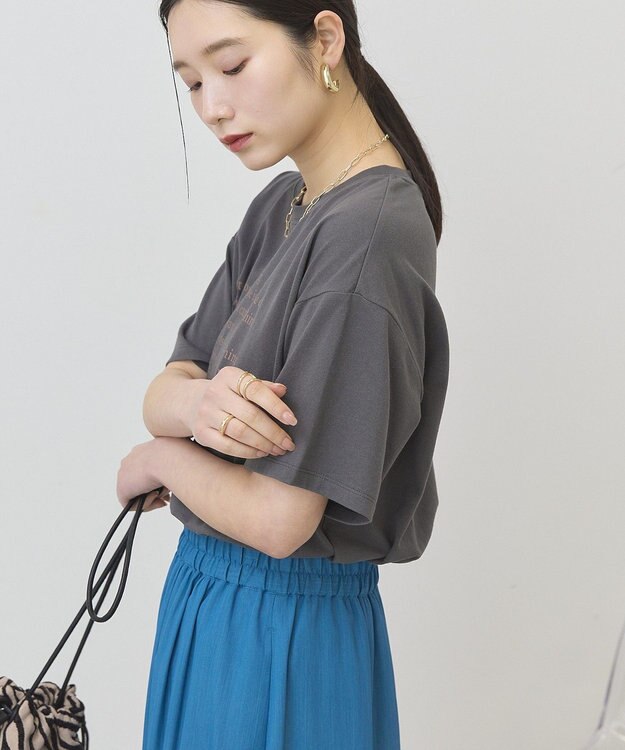 AMERICAN HOLIC メッセージロゴＴシャツ Charcoal Gray