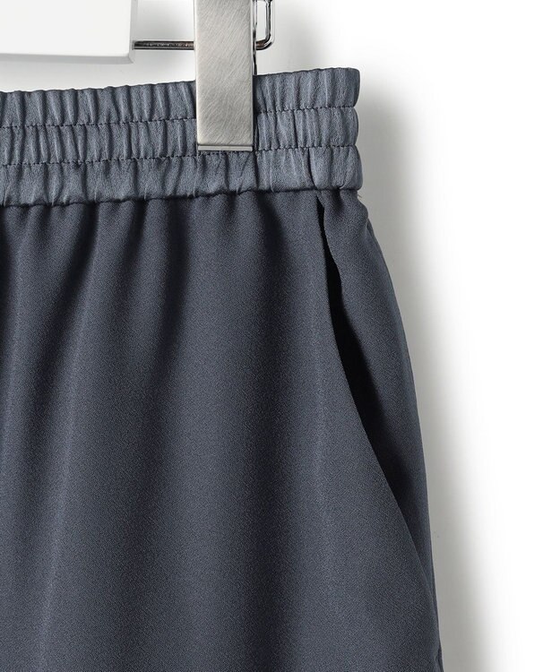 ICB L 【先行予約】FluidBackSatin ナロースカート ダルブルー