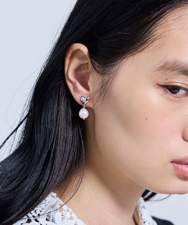 TOCCA FULL HEART EARRINGS 淡水パールイヤリング【星風まどかさん着用】 シルバー系
