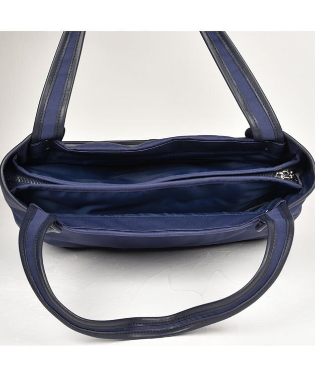 Y'SACCS ヒートエンボス ポルカドットトート Mサイズ ネイビー