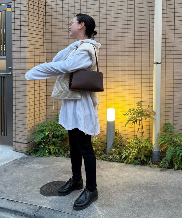 MORROW by thank 【石岡真実コラボ】NOAH ショルダーバッグ ダークブラウン