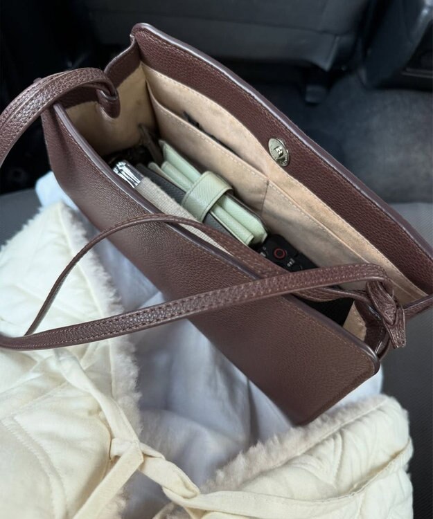 MORROW by thank 【石岡真実コラボ】NOAH ショルダーバッグ ダークブラウン