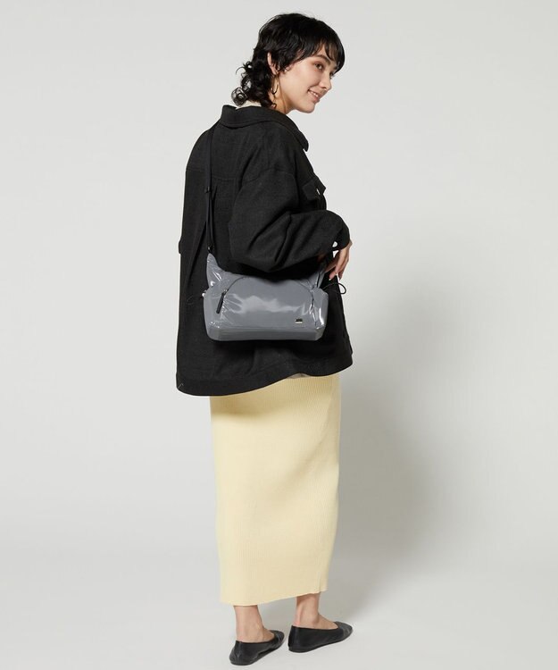 LA BAGAGERIE メタリックドロストポケット　ミニショルダーバッグ グレー