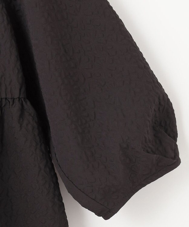 ANY SIS S 【洗える】フラワーエンボス ブラウス ブラック