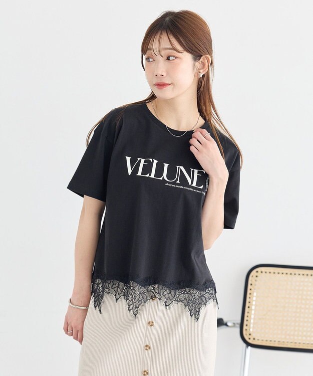 earth music&ecology 裾レースロゴプリントTシャツ Black