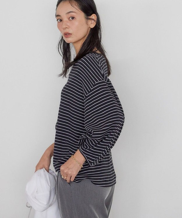 AMERICAN HOLIC 接触冷感7分袖タックスリーブカットプルオーバー Border