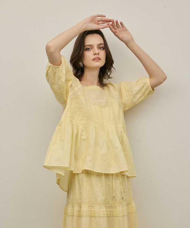 GRACE CONTINENTAL レースコンビピンタックブラウス イエロー