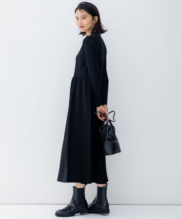 23区 【洗える】ヴィスコースストレッチ Aライン ニットワンピース ブラック系
