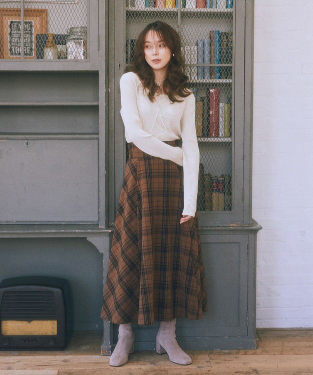 earth music&ecology バックレースアップチェックスカート Camel