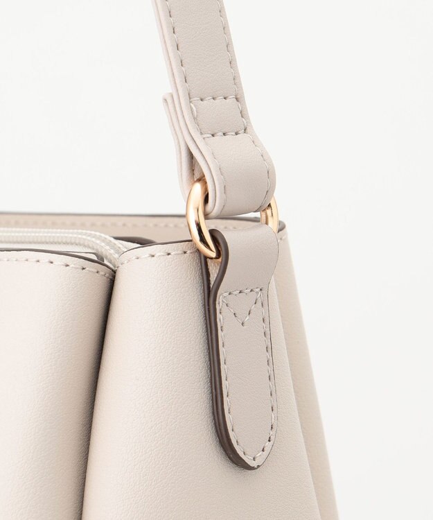 ANY マジカルライトメタルショルダーバッグ ライトグレー