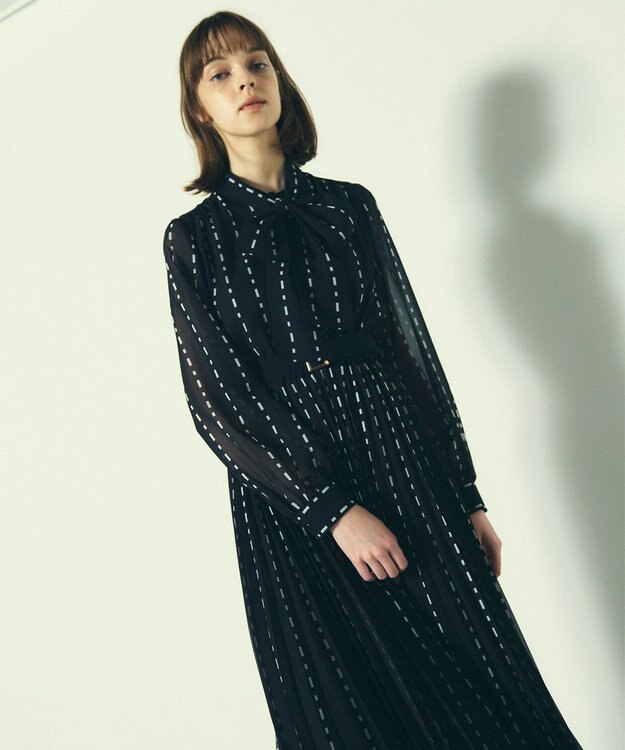 GRACE CONTINENTAL ドットストライププリントワンピース ブラック