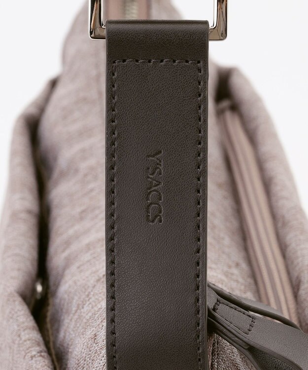 Y'SACCS ストリームラインショルダー ベージュ