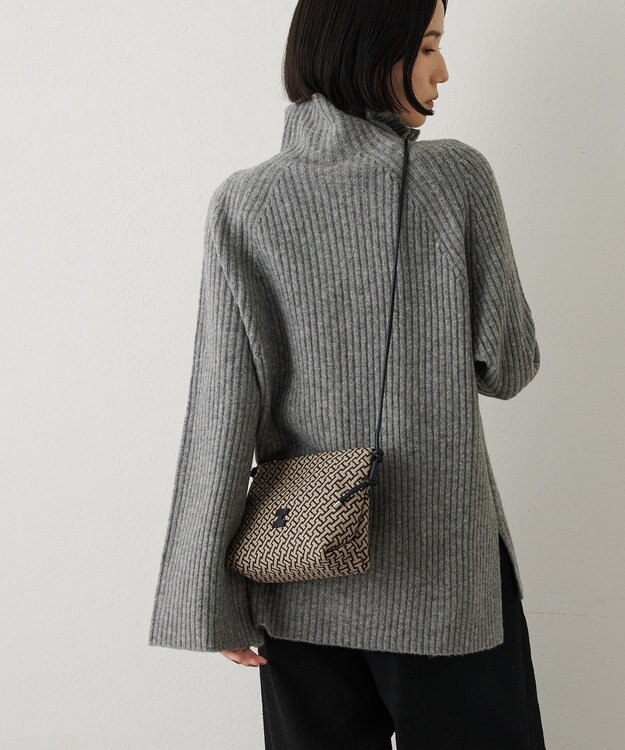 IACUCCI モノグランマ ポーチSD JACQUARD/RUGA ブラック