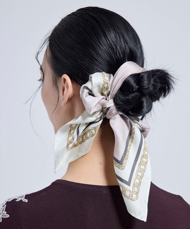 TOCCA 【岡崎紗絵さん着用】RIBBON&HIGHHEEL SILK SCARF シルクスカーフ ベージュ系