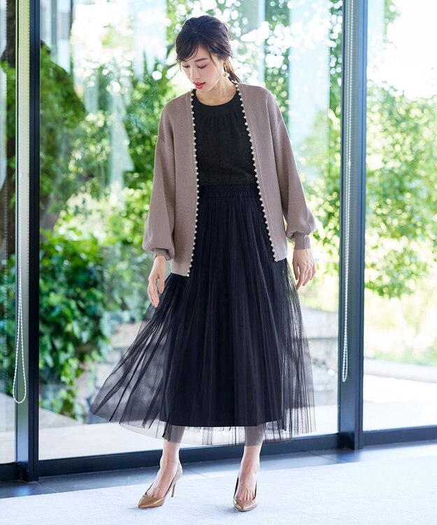 Tiaclasse L 【洗える】パール付きパフスリーブカーディガン グレージュ