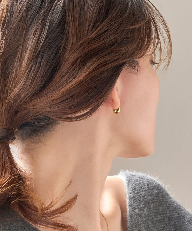 Phoebe 【金属アレルギー対応】プックリハーフフープミニピアス　ゴールド/サージカルステンレス ゴールド