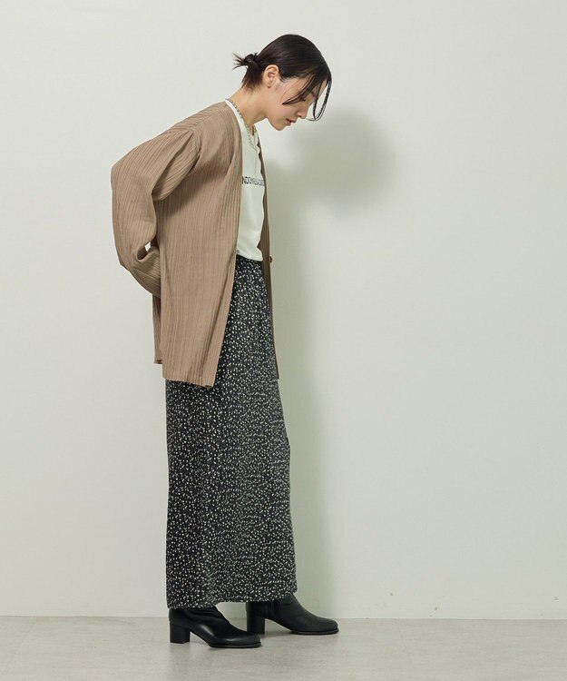 Green Parks すっきり見えシルエットサテンナロースカート Flower Black