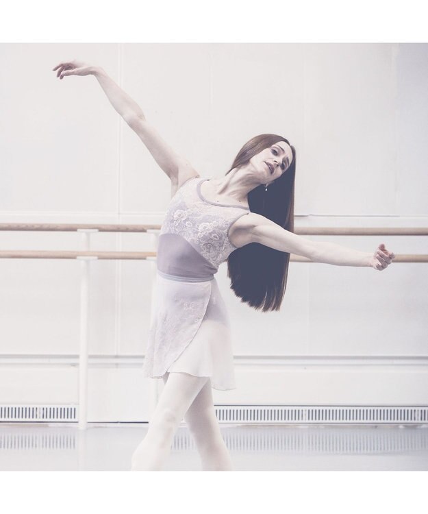 Chacott 【Nela ライン】レオタード ヨーロピアンピンク