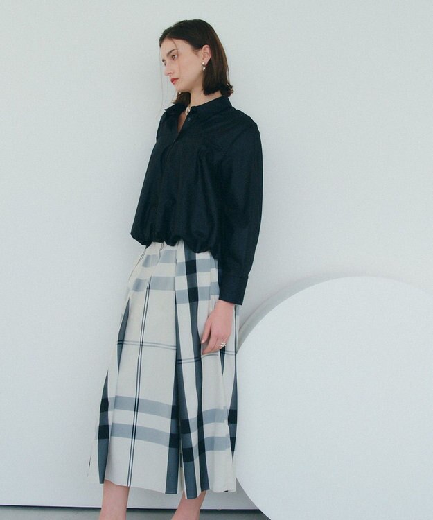 YECCA VECCA 撥水メモリーフレアスカート Light Beige